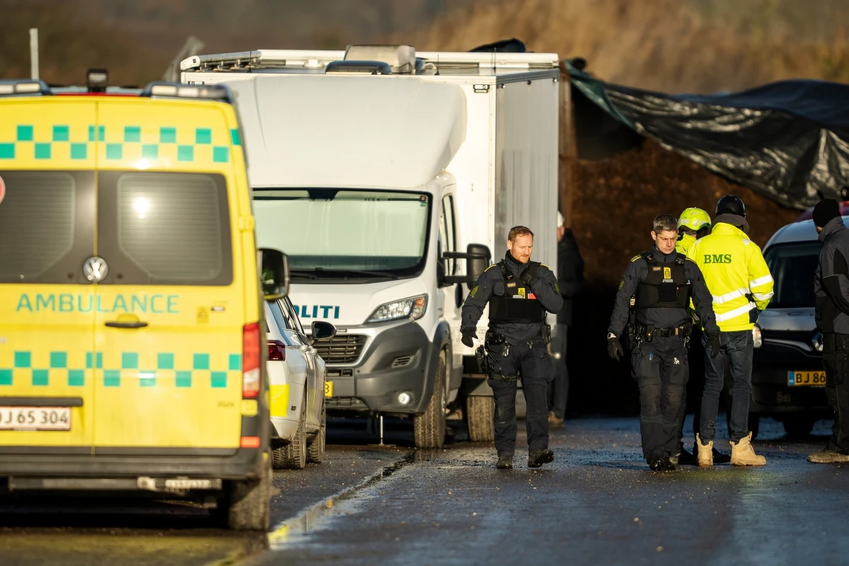 Trzech Polaków zostało rannych po zawaleniu się silosu biogazowni w Flemlose na wyspie Fionia w południowej Danii. Zginęło dwóch obywateli Rumunii. Łącznie rannych zostało sześć osób.