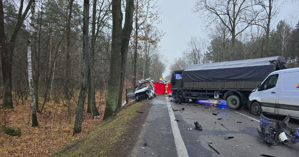 Poważny wypadek w Sierakowie. Nie żyje jedna osoba