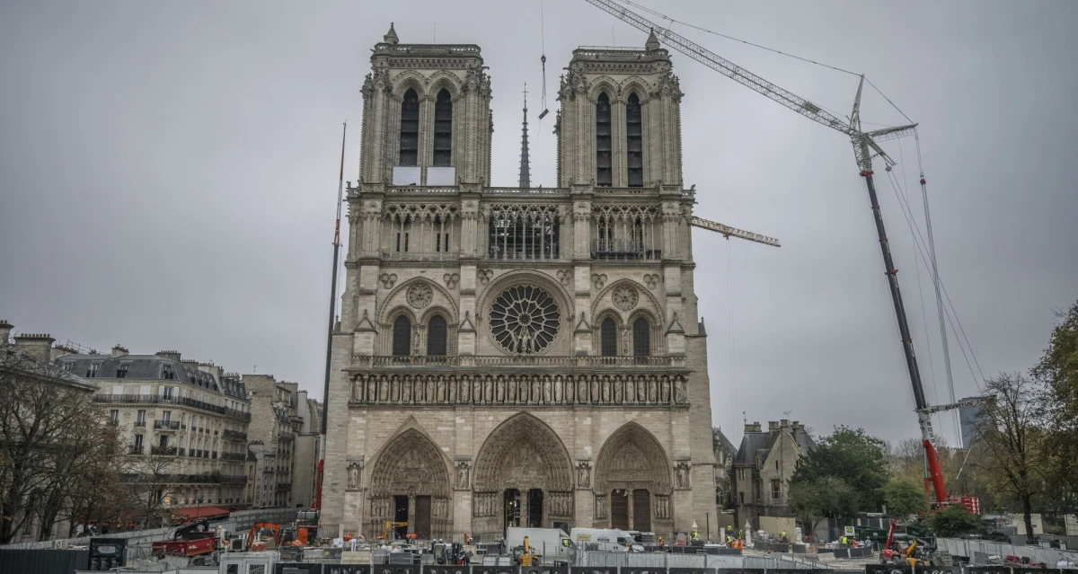 ​Prezydent Andrzej Duda w sobotę 7 grudnia złoży wizytę w Paryżu, gdzie weźmie udział w otwarciu odbudowanej katedry Notre Dame. To jedno z trzech wydarzeń, które odbędą się na przełomie listopada i grudnia w związku z ponownym otwarciem paryskiej świątyni.