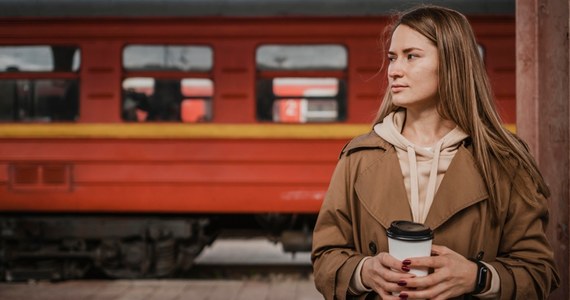 PKP przygotowało dla mieszkańców Rzeszowa i okolicznych miejscowości niemałą niespodziankę. Rozkład jazdy w stolicy Podkarpacia rozrósł się o dodatkowe połączenia, ale to dopiero początek dobrych wiadomości. Dowiedz się więcej o nadchodzących zmianach.