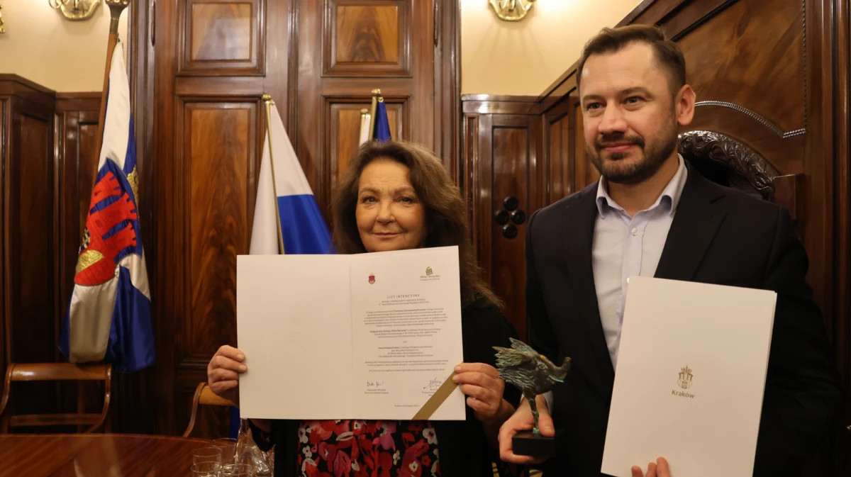 W przyszłym roku do Krakowa powróci Festiwal Zaczarowanej Piosenki. Anna Dymna - prezes fundacji "Mimo Wszystko" - oraz prezydent Krakowa Aleksander Miszalski podpisali dziś list intencyjny w tej sprawie. 
