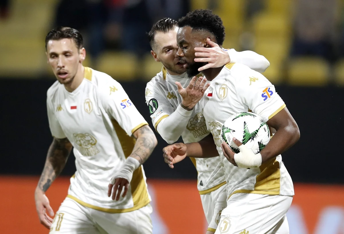 Jagiellonia Białystok straciła pierwsze punkty w Lidze Konferencji, ale wciąż jest niepokonana. Po pasjonującym starciu mistrzowie Polski zremisowali na wyjeździe 3:3 (1:1) ze słoweńskim NK Celje. Wcześniej Jagiellonia wygrała trzy spotkania.