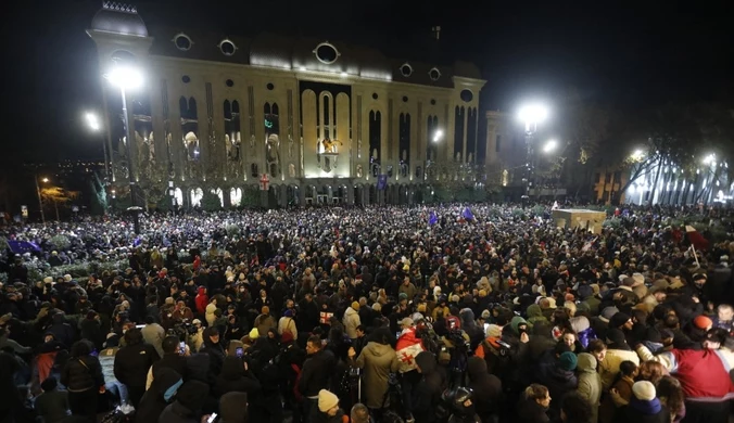 Gorąco w Gruzji. Tłumy ludzi wyszły na ulice, interweniuje policja