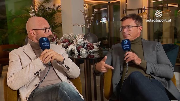 Bożydar Iwanow i Maciej Stolarczyk w Polsat Futbol Cast omówili zmianę systemu gry Legii Warszawa. Niewykluczone, że taka zmiana przydałaby się również reprezentacji Polski. 