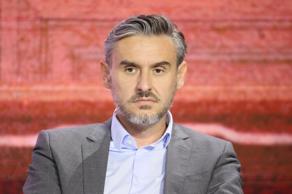 Były wiceminister sprawiedliwości Bartłomiej Ciążyński usłyszał zarzut dotyczący prywatnego korzystania z służbowego samochodu w czasie, gdy pracował w Polskim Ośrodku Rozwoju Technologii (PORT) wchodzącym w skład Sieci Badawczej Łukasiewicz - poinformowała wrocławska prokuratura.