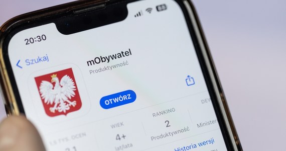 NASK ostrzega przed nową kampanią oszustów, którzy wysyłają SMS-y, podszywając się pod aplikację mObywatel. Wyłudzają też dane płatnicze dzięki stronom podszywającym się pod portale do dokonania opłaty parkingowej. Na parkometrach naklejają fałszywe kody QR.