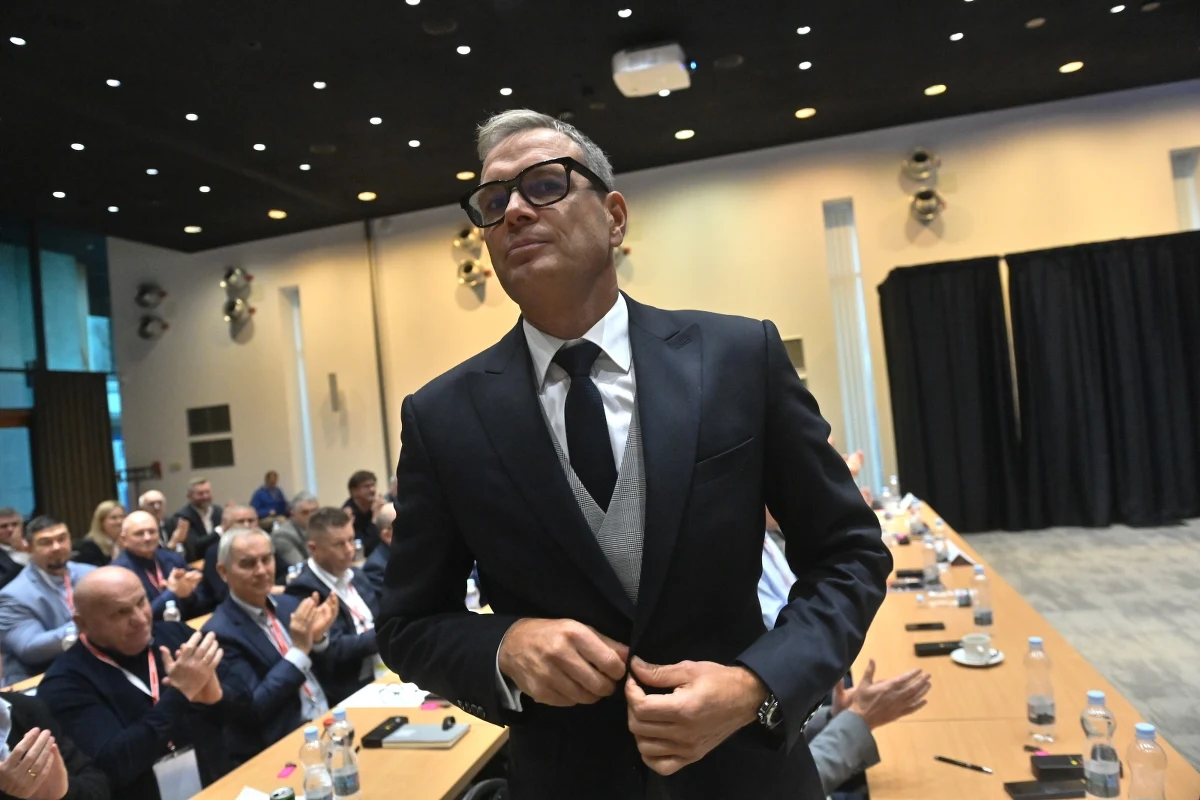 Sebastian Chmara został wybrany nowym prezesem Polskiego Związku Lekkiej Atletyki. Jego kadencja potrwa 4 lata.