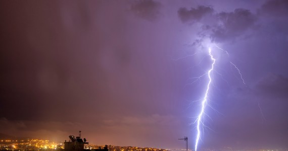 Przez Grecję przechodzi sztorm Bora. Na wyspie Limnos znaleziono ciało mężczyzny, porwanego przez wodę. Służby zaapelowały do mieszkańców Attyki, w tym stołecznych Aten, by unikali podróży.