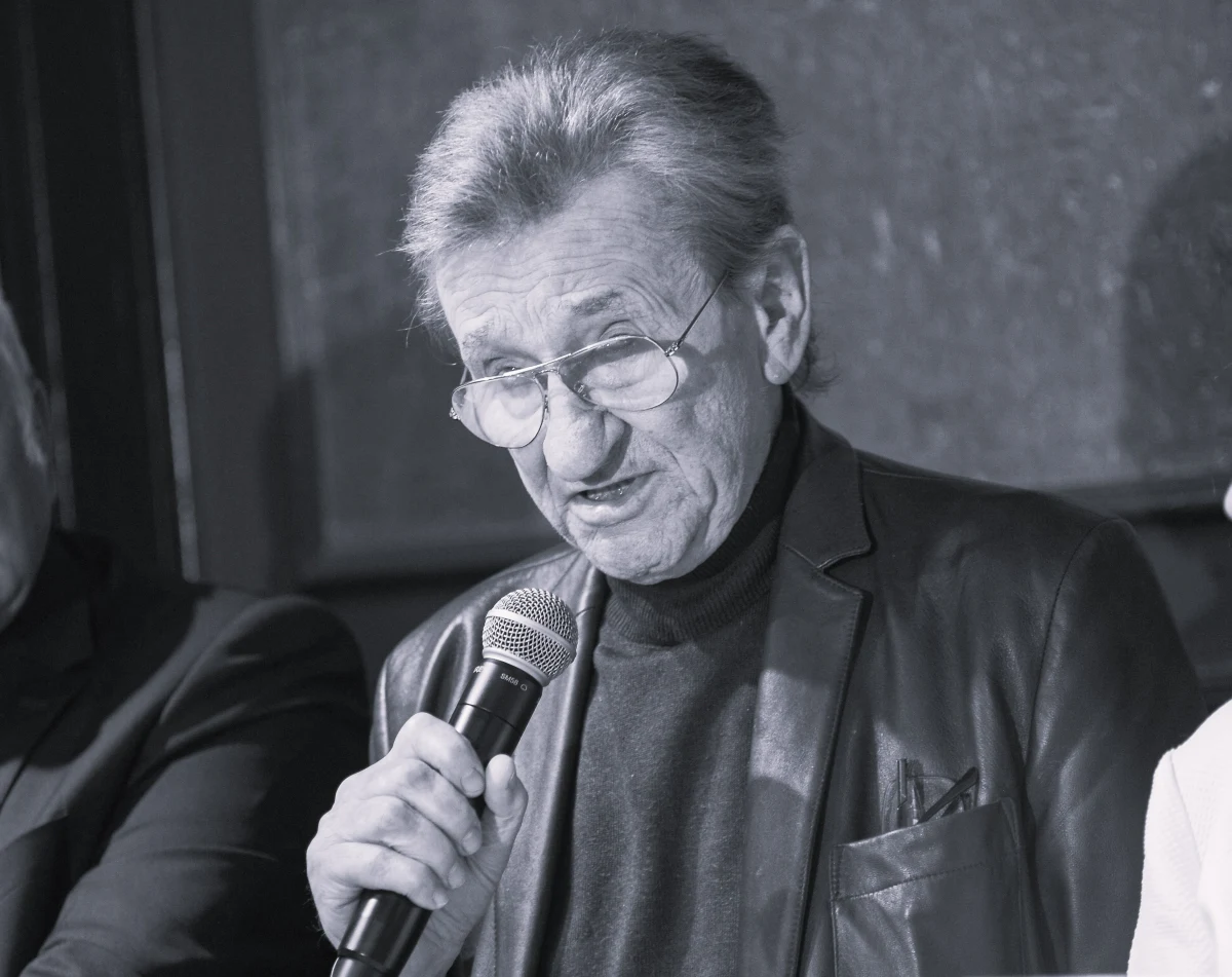 Minionej nocy w wieku 78 lat zmarł Ryszard Poznakowski - muzyk i kompozytor, członek zespołów Trubadurzy i Czerwono-Czarni. Informację o jego śmierci podała w niedzielnym wpisie w mediach społecznościowych Budka Suflera.