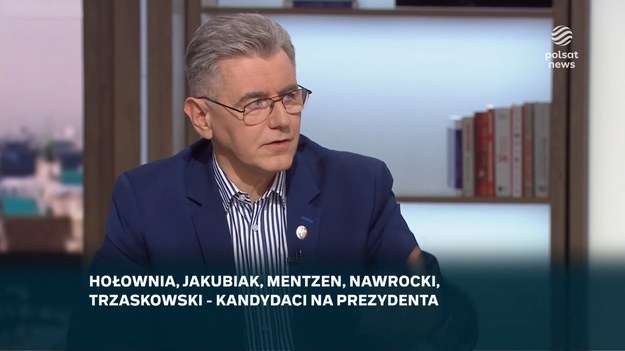 Karol Nawrocki, prezes Instytutu Pamięci Narodowej, stwierdził, że w momencie ogłoszenia wyborów przez marszałka Sejmu natychmiast weźmie urlop z IPN. Zaapelował do swoich kontrkandydatów, by także wzięli urlop od swoich stanowisk. - Pytanie jest takie, czy prezes IPN poda się do dymisji? Ustawa mówi, że prezes IPN nie może należeć do partii, prowadzić innej działalności nie dającej się pogodzić z godnością jego urzędu i nie może wykonywać innych zajęć zawodowych - powiedział Michał Szczerba. - Nie ma żadnych zapisów ustawowych co do funkcjonowania w kampanii wyborczej prezydenta miasta, posła czy marszałka Sejmu - dodał. - Doktor Nawrocki mówi: dobrze, pójdę na urlop i apeluję o to samo do prezydenta Warszawy - powiedział Marcin Przydacz. Chwilę później Maciej Żywno powiedział: - Pan Karol Nowogrodzki... znaczy Nawrocki. - Nabijanie się z nazwiska jest naprawdę słabe - odpowiedział mu Przydacz. - Jeżeli prezes IPN może iść na urlop, bo mogą go zastąpić to znaczy, że jest on zbyteczny w tej instytucji. Natomiast ludzie wybrali Trzaskowskiego i Szymona Hołownię, oczekują, że nie będzie brał urlopu tylko będzie pracował - stwierdził Żywno.