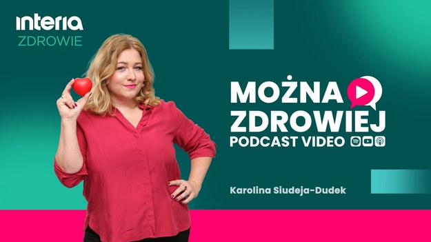 Choroby tarczycy, w tym choroba Hashimoto, dotyczą już 20 procent społeczeństwa. Szereg uciążliwych objawów - na czele ze zmęczeniem, tyciem, problemami skórnymi, jelitowymi i emocjonalnymi - sprawia, że choroby te ciągle trudno się diagnozuje, a oferowane powszechnie leczenie wciąż nie umożliwia pełnego powrotu do zdrowia. Pacjentki i ekspertki od tarczycy: Kamila Bogucka i Lidia Wójcik z projektu „Ogarnij tarczycę i hashimoto” przeżyły to na własnej skórze. Karolinie Siudei-Dudek mówią o niezbędnej złotej szóstce badań i nietypowych objawach chorób tarczycy. Dzielą się też swoim doświadczeniem – opowiadają o życiu ze stanem zapalnym tarczycy, objawach, depresji, diecie i suplementacji. Jak przekonują, można żyć zdrowiej dla tarczycy, by wreszcie cieszyć się dobrym samopoczuciem.