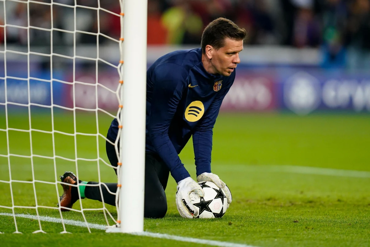 Dziś mijają dwa miesiące od podpisania przez Wojciecha Szczęsnego kontraktu z FC Barceloną. Choć polski bramkarz nie rozegrał do tej pory ani minuty, to może się to zmienić jutro w meczu przeciwko RDC Mallorca, wobec słabszej dyspozycji Inakiego Peny, jego głównego konkurenta.