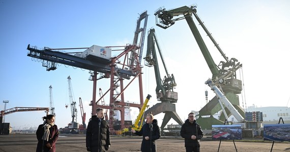 W Gdańsku powstanie terminal zbożowy, który będzie w dyspozycji państwa polskiego. W poniedziałek poinformował o tym premier Donald Tusk. "Do 2026 r. będziemy gotowi z inwestycją" – zapowiedział.