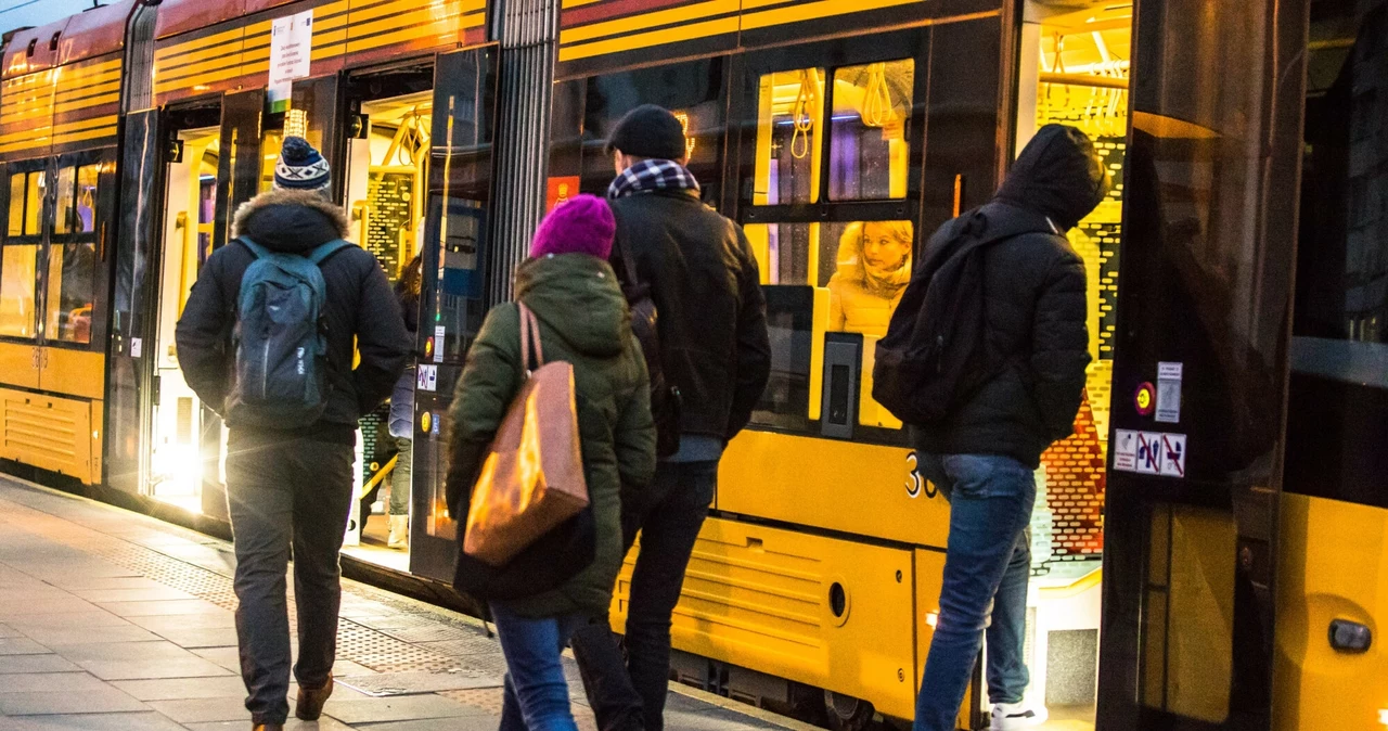 Tramwaje zderzyły się w Warszawie. Zdjęcie ilustracyjne