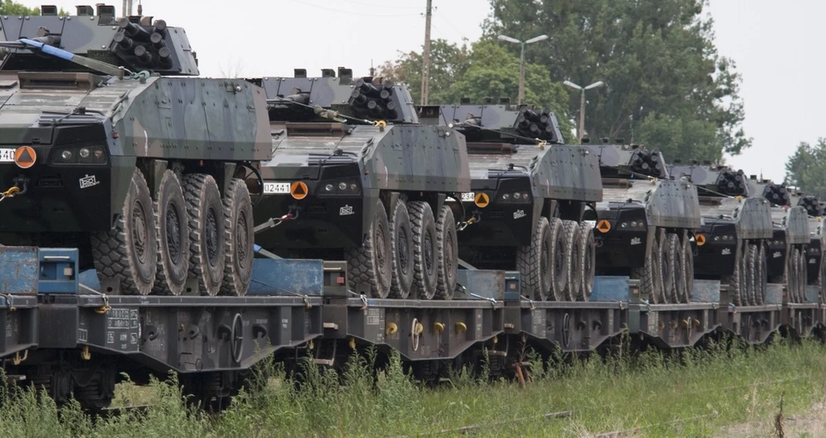 Polska i Holandia chcą zmian w unijnym systemie finansowania produkcji zbrojeniowej. Postulowana przez oba kraje większa elastyczność w zakupach spoza UE miałaby spowodować, że z pieniędzy przeznaczonych na produkcję skorzystałoby więcej firm, także polskich.