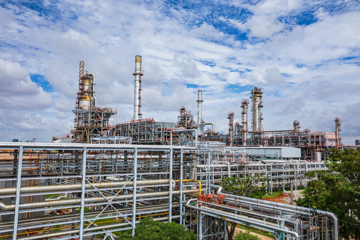 Dwie osoby zostały wydalone ze Słowacji w związku z podejrzeniem przygotowywania ataku na infrastrukturę krytyczną. W poniedziałek poinformował o tym słowacki minister spraw wewnętrznych Matusz Szutaj Esztok. Jedną osobę deportowano na Węgry, a drugą na Ukrainę.