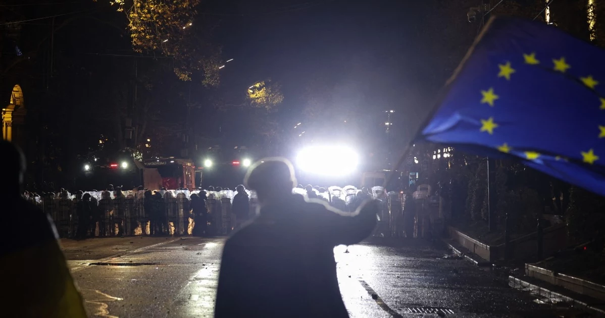 Protesty w Gruzji. Sytuacja do złudzenia przypomina wydarzenia z Ukrainy z 2014 roku