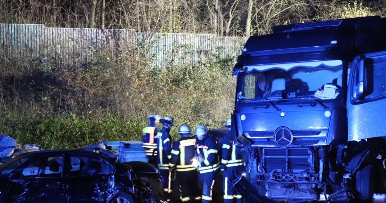 Polak staranował 50 aut w Niemczech. Zapadł wyrok sądu wiadomości,aktualności,Interia Polak staranował 50 aut w Niemczech. Zapadł wyrok sądu