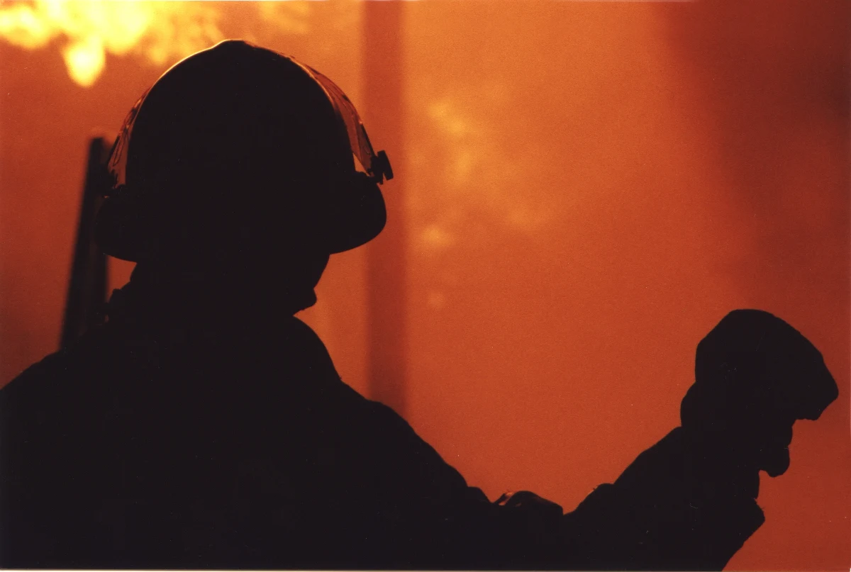 Ugaszono wielki pożar w małopolskiej Bukowinie Tatrzańskiej. Ogień objął górne kondygnacje drewnianego, remontowanego budynku. Informację otrzymaliśmy na Gorącą Linię RMF FM.