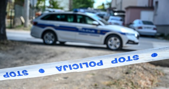 Makabryczne odkrycie w okolicy położonego na północy Chorwacji Varażdina. Odnaleziono ciała dwójki dzieci, które zakopano na podwórku jednego z wiejskich domów. Policja zatrzymała rodziców. Podejrzewa ich o "poważne zaniedbania", które doprowadziły do śmierci dzieci - wynika z komunikatu chorwackich służb.