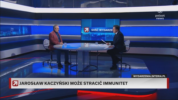 - Tu chodzi o emocje i empatię - tak poseł Marek Jakubiak skomentował w "Gościu Wydarzeń" decyzję sejmowej komisji regulaminowej ws. immunitetu Jarosława Kaczyńskiego. 

Kandydat na prezydenta zaznaczył, że był przeciwko immunitetom. - Teraz uważam, że uchylać immunitet powinno przynajmniej 2/3 Sejmu, a nie zwykła większość - wyjaśnił. - To jest polityka działająca w ten sposób, że oni nie lubią Kaczyńskiego. Ja się na taką politykę nie zgadzam - przekazał Jakubiak.