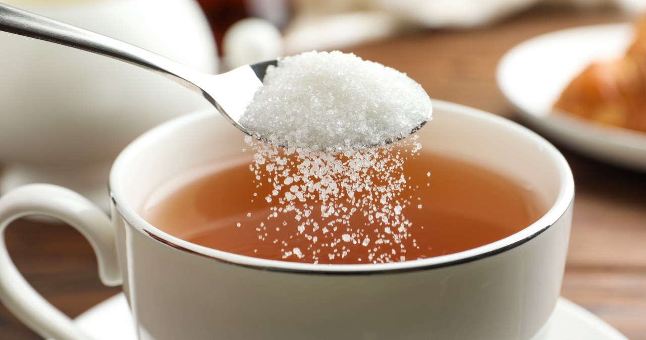 Jedz, gdy czujesz, iż spada ci cukier. Te przekąski gwałtownie dodadzą energii