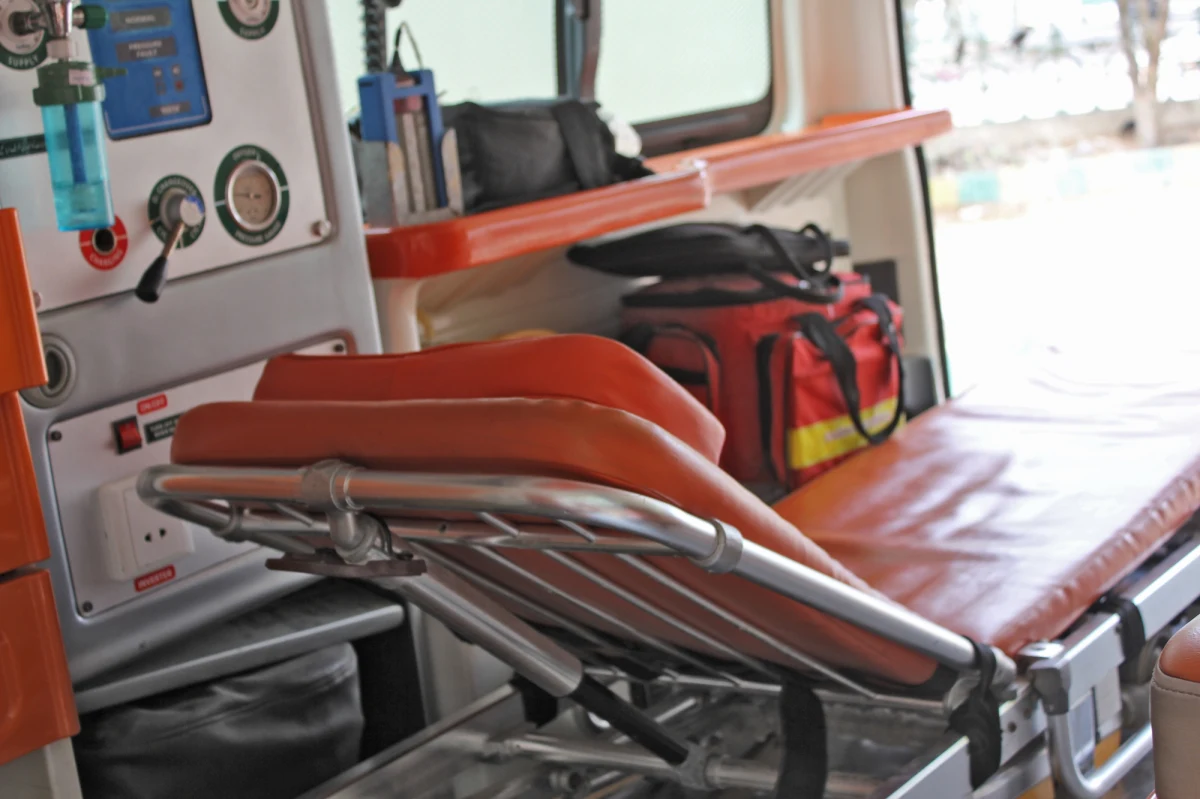 Wojewoda podkarpacka Teresa Kubas-Hul zdecydowała o uruchomieniu dodatkowych zespołów ratownictwa medycznego i wydłużeniu pracy dwóch kolejnych – poinformował w piątek urząd wojewódzki. Zmiany będą obowiązywać od nowego roku.