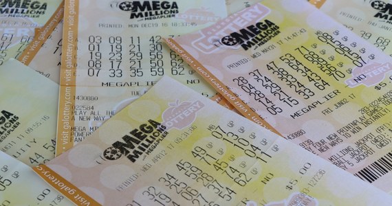 Osoba, która kupiła w grudniu 2023 roku zwycięski los na loterii Mega Millions w kalifornijskim mieście Encino, ma czas tylko do soboty na odebranie nagrody w wysokości 195,5 mln dolarów. Wówczas wygasa termin zgłoszenia się po wygraną.