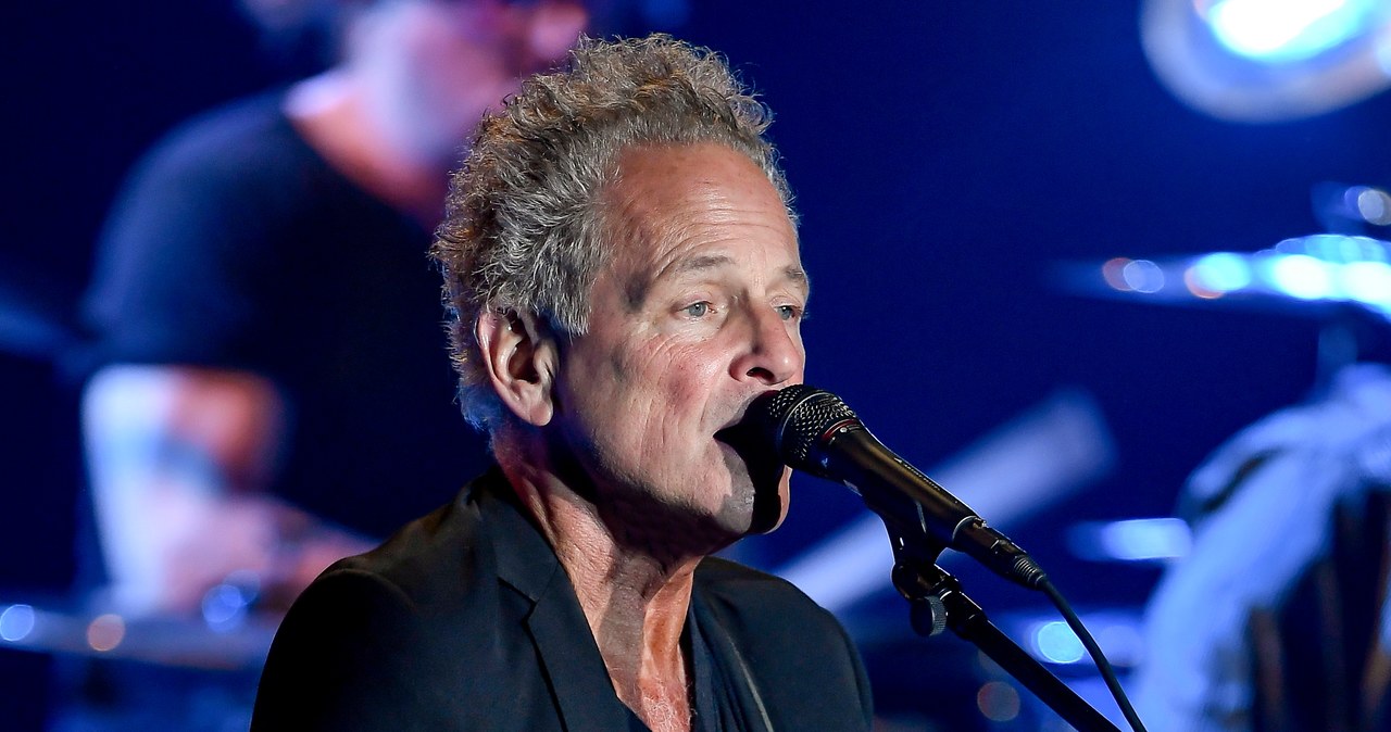  Lindsey Buckingham walczy ze stalkerką. Nęka mnie i rodzinę