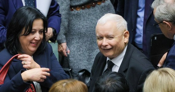 Jarosław Kaczyński wkroczył do mediów społecznościowych. Prezes PiS założył w sobotę profil na portalu X. Konto pojawiło się w momencie, gdy w Gliwicach rozpoczęła się konwencja, na której Rafał Trzaskowski ogłosił swój program wyborczy.