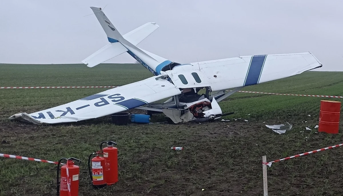 Dwie osoby zostały ranne w wypadku awionetki w Watorowie niedaleko Chełmna w Kujawsko-Pomorskiem. Około 50-letni pilot i 19-letni pasażer trafili do szpitala.