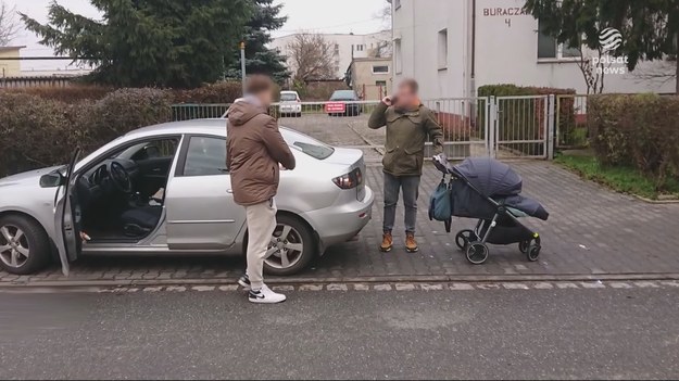 Zaparkował samochód na wjeździe na osiedle, przez co utrudnił poruszanie się. To nie spodobało się jednemu z mieszkańców, który postanowił sam wymierzyć sprawiedliwość. Jak? O tym dla "Wydarzeń" Agata Todorow.