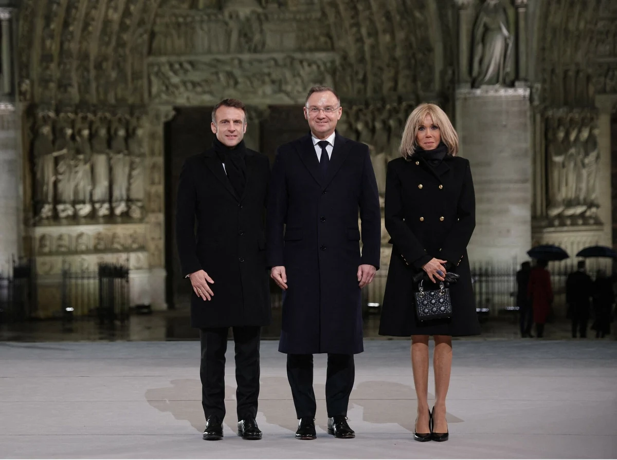 Prezydent Francji Emmanuel Macron przyleci w ten czwartek do Polski - dowiedziała się nieoficjalnie PAP ze źródeł rządowych i prezydenckich. W planach jest spotkanie francuskiego przywódcy z premierem Donaldem Tuskiem oraz prezydentem Andrzejem Dudą.