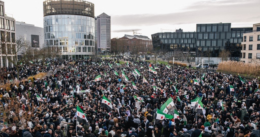  Niepewność po obaleniu Asada. Europę może zalać nowa fala uchodźców