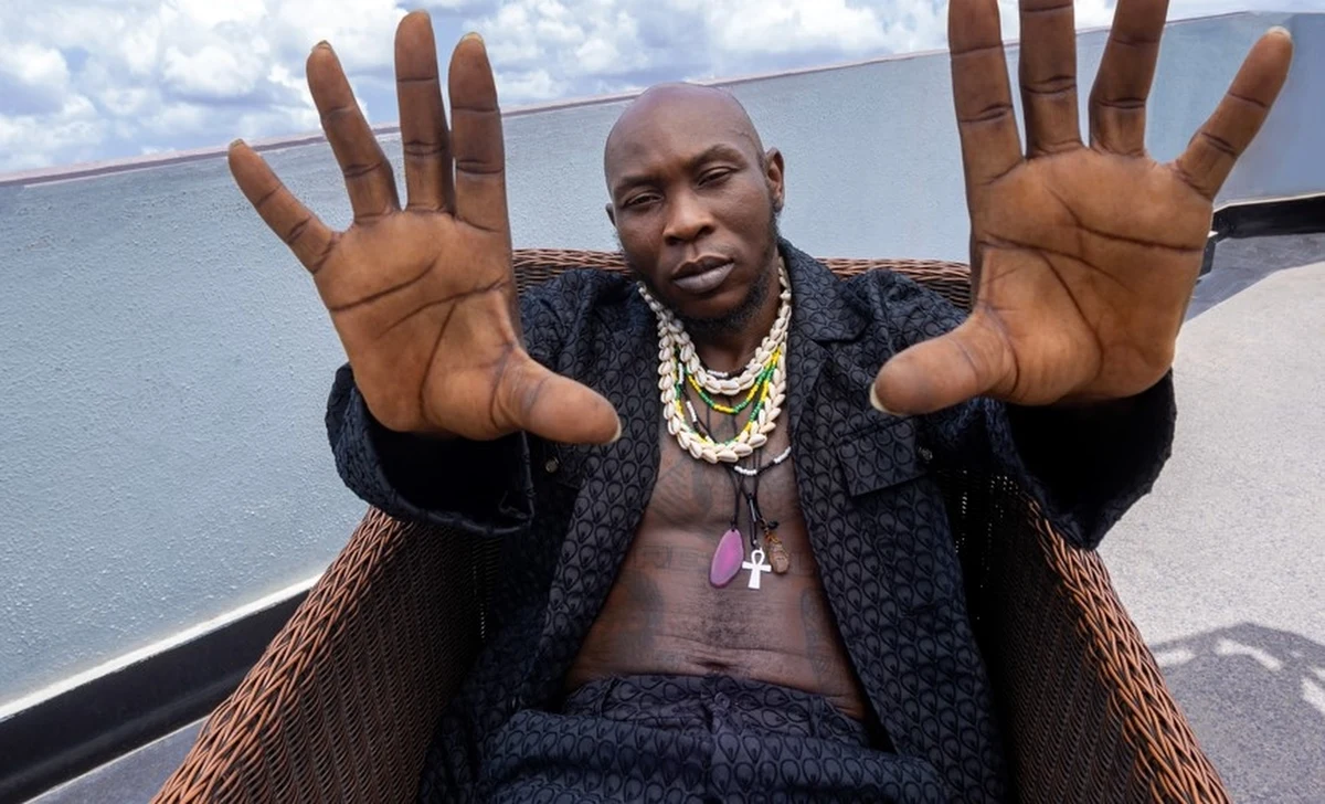 Lenny Kravitz już niedługo zagości w Europie z Blue Electric Light Tour. Od 22 lutego do 14 kwietnia będzie koncertował w największych arenach, w tym na Wembley Arena w Londynie, O2 Arena w Pradze i La Défense Arena w Paryżu. Artysta wystąpi w Polsce 11 marca w PreZero Arenie Gliwice, a gościem specjalnym będzie Seun Kuti & Egypt 80.