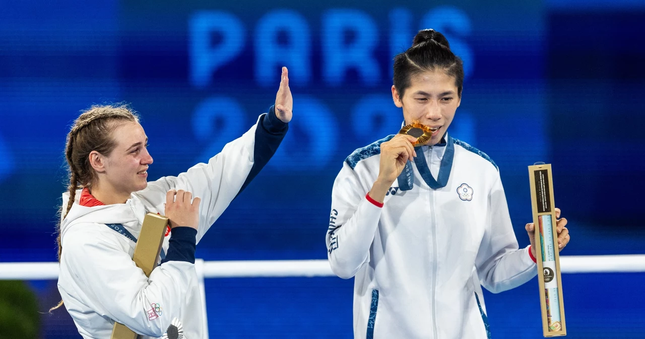 Julia Szeremeta i Lin Yu-ting z medalami olimpijskimi