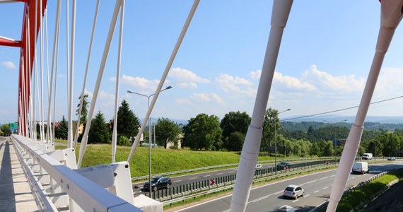 Mieszkańcy Mogilan w Małopolsce zablokują w sobotę zakopiankę w miejscowości Gaj. To efekt planów budowy linii kolejowej Kraków-Myślenice. W związku inwestycją konieczne będzie wyburzenie wielu domów, a pozostałe mogą stracić na wartości.