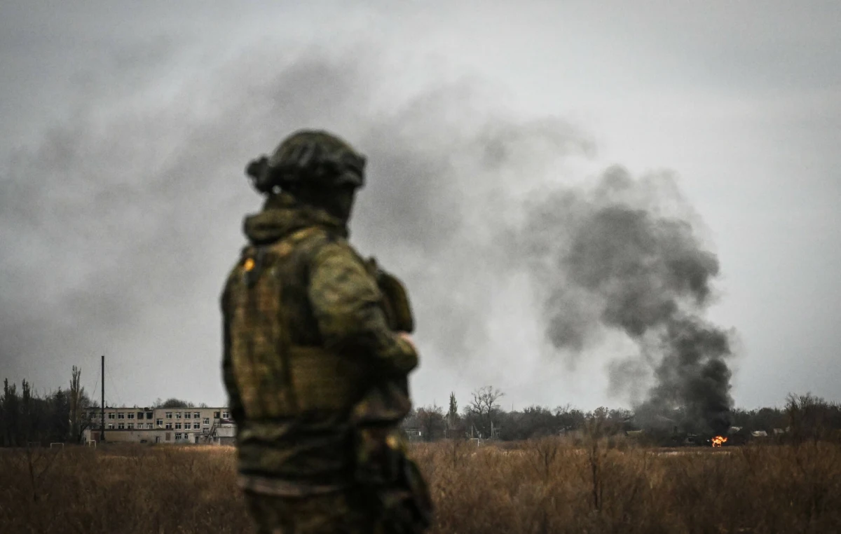 Według agencji Reutera powołującej się na doniesienia rosyjskich nieoficjalnych kanałów wojennych, wojska Moskwy znajdują się już 1,5 km od miasta Pokrowsk - logistycznego węzła, służącego armii ukraińskiej do zaopatrywania swoich oddziałów w Donbasie. Pojawiają się też doniesienia o tym, że rosyjskie grupy rekonesansowe przedostały się do samego miasta. 