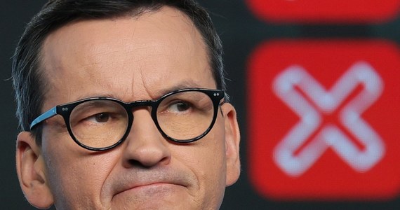 Zawiadomienia dotyczące 11 osób, w tym byłego premiera Mateusza Morawieckiego oraz byłych szefów MSZ i MSWiA Zbigniewa Raua i Mariusza Kamińskiego, skierowała do Prokuratury Krajowej komisja śledcza ds. "afery wizowej" - poinformował w piątek szef tej komisji Marek Sowa.