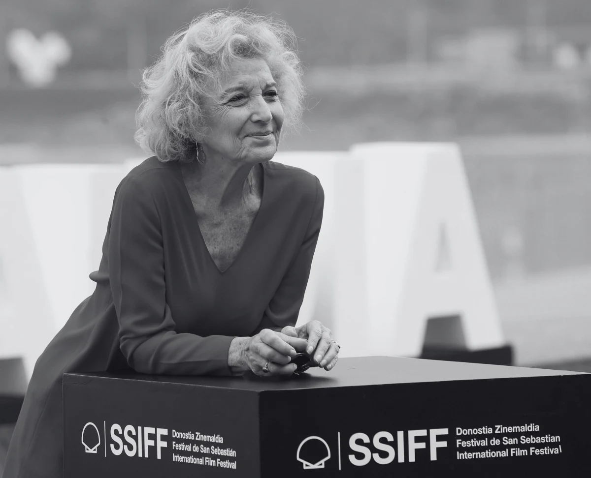 ​W wieku 78 lat zmarła Marisa Paredes, jedna z muz Pedro Almodóvara oraz ikona hiszpańskiego kina. Wystąpiła w takich produkcjach jak "Kwiat mego sekretu", "Wszystko o mojej matce" czy "Życie jest piękne" Roberto Benigniego.