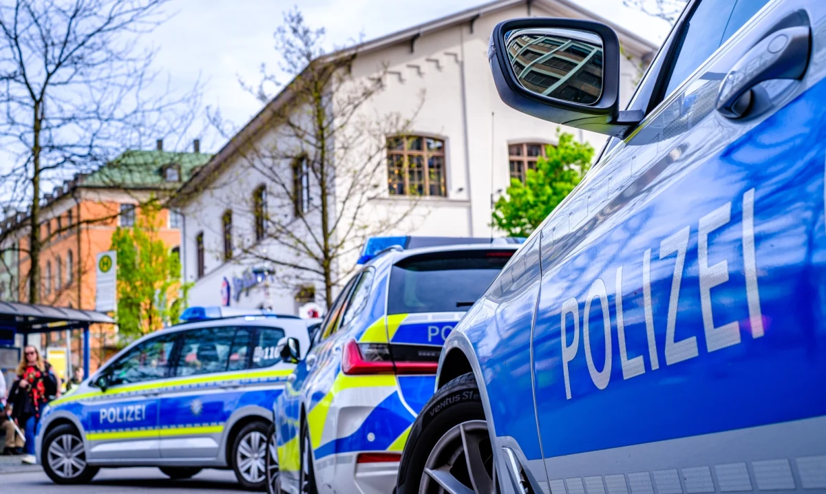 Dramatyczne sceny rozegrały się w jednym z domów w mieście Rottweil w Niemczech. Postrzelony w głowę został tam 12-letni chłopiec. Media nieoficjalnie donoszą, że sprawcą mógł być 14-latek.