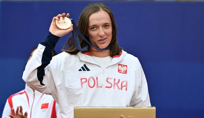 Rosjanie nagrodzili srebrne medalistki olimpijskie. Świątek dostała więcej za brąz