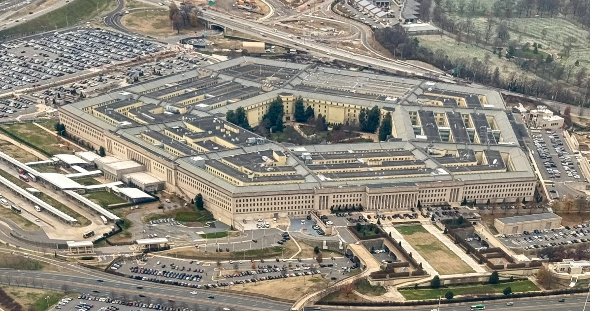 Pentagon wydał oświadczenie w sprawie tajemniczych dronów nad USA