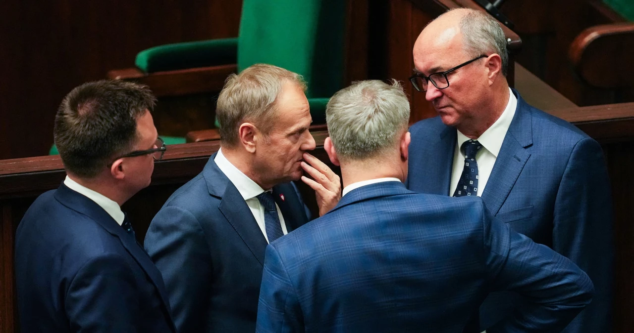 Od lewej: Szymon Hołownia, Donald Tusk, Krzysztof Gawkowski, Włodzimierz Czarzasty