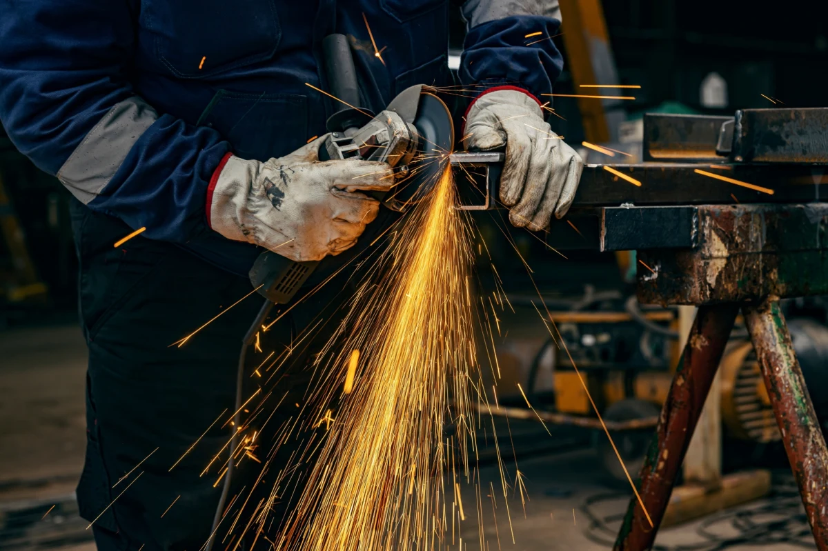 Będą zwolnienia w kolejnej firmie na Podbeskidziu. Chodzi o spółkę Shiloh Industries z Bielska-Białej. Pracę straci około 200 osób.