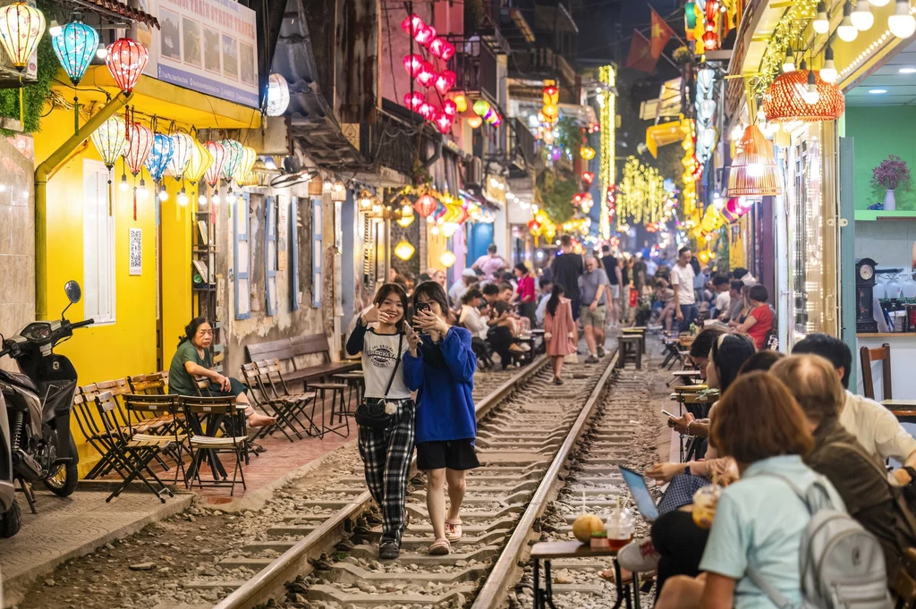 Train Street w Hanoi, stolicy Wietnamu