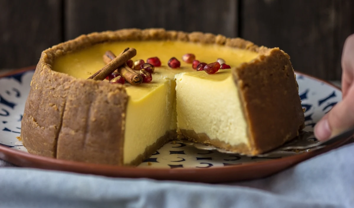 Barszcz z uszkami na domowym zakwasie, który najlepiej robiła babcia. Makiełki, których sekretu strzeże ciotka. Wreszcie sernik, którego sekretem jest starty ziemniak. O smakach świątecznej kuchni, takich jak w rodzinnym domu, w rozmowie RMF FM opowiedziały panie z Koła Gospodyń Wiejskich w Lipcach Reymontowskich.