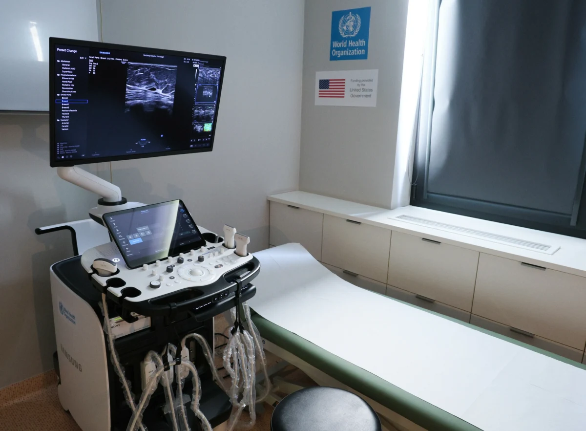 Pacjenci onkologiczni mają dostać w przyszłym roku nowy dokument - dowiedział się dziennikarz RMF FM Michał Dobrołowicz. Chodzi o tzw. elektroniczną kartę po leczeniu nowotworu, określaną też jako "karta ozdrowieńca". Rocznie w całym kraju wystawiane mogą być dziesiątki tysięcy dokumentów.