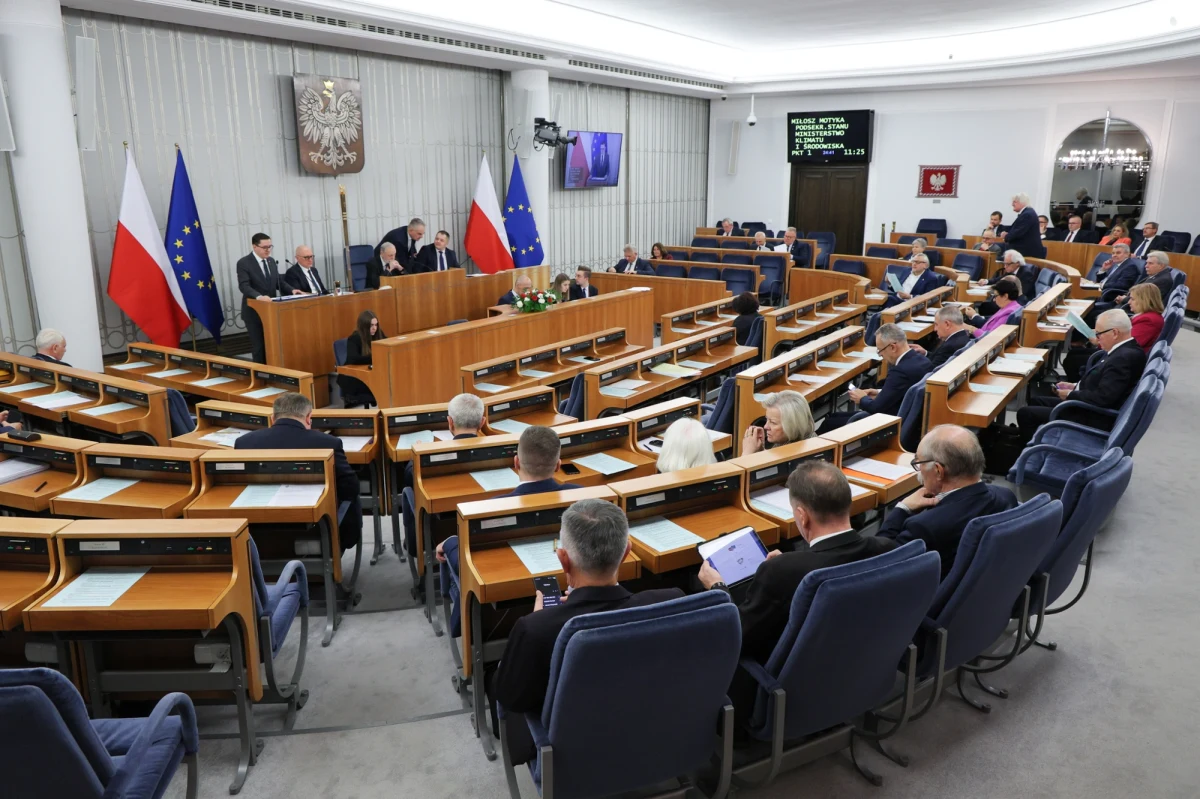Oszuści nie oszczędzają także parlamentarzystów. Senator PSL z Kujaw i Pomorza został oszukany metodą na policjanta na kwotę 430 tys. zł. Wszczęto śledztwo.