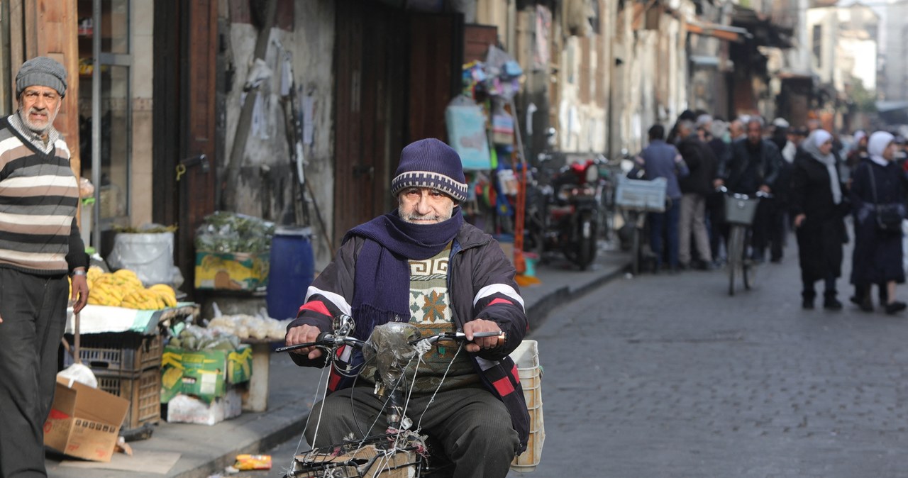 Upadek, reżimu, Baszara, alAsada, Syrii, oznacza, szybkiego, końca, problemów, tego, wyniszczonego, wieloletnią, wojną, domową, Gospodarka Syrii w ruinie. Hiperinflacja i pieniądze warte mniej niż papier